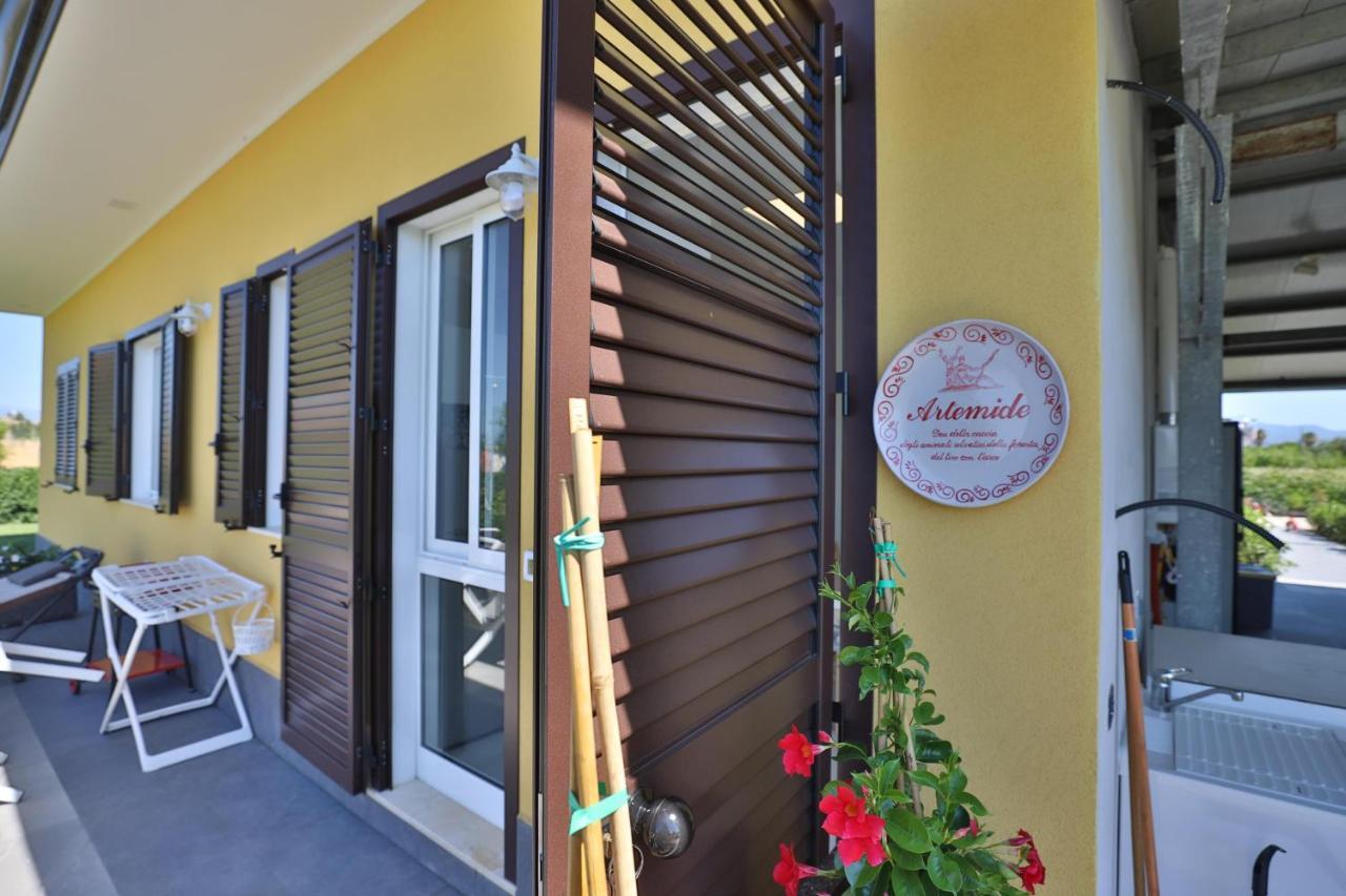 I Giardini Dell'Olimpo Apartment Paestum Bagian luar foto