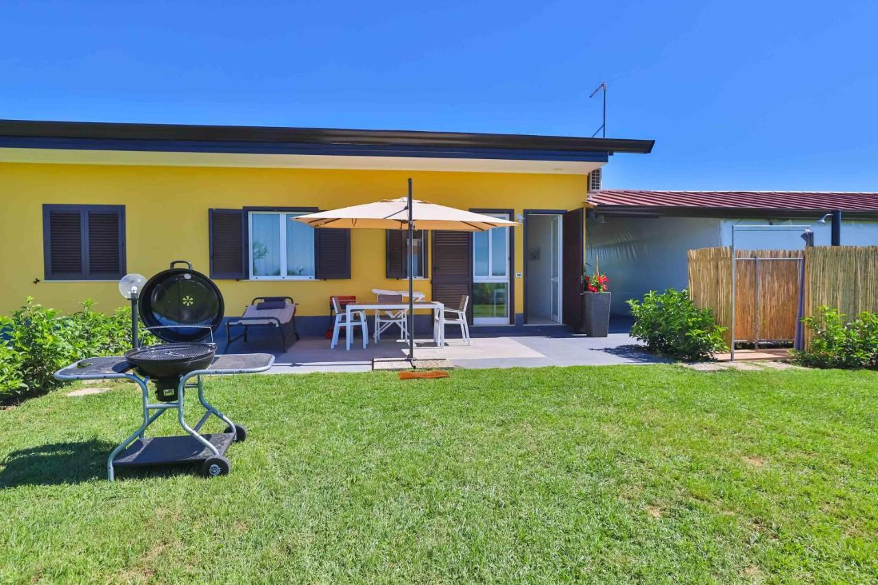 I Giardini Dell'Olimpo Apartment Paestum Bagian luar foto