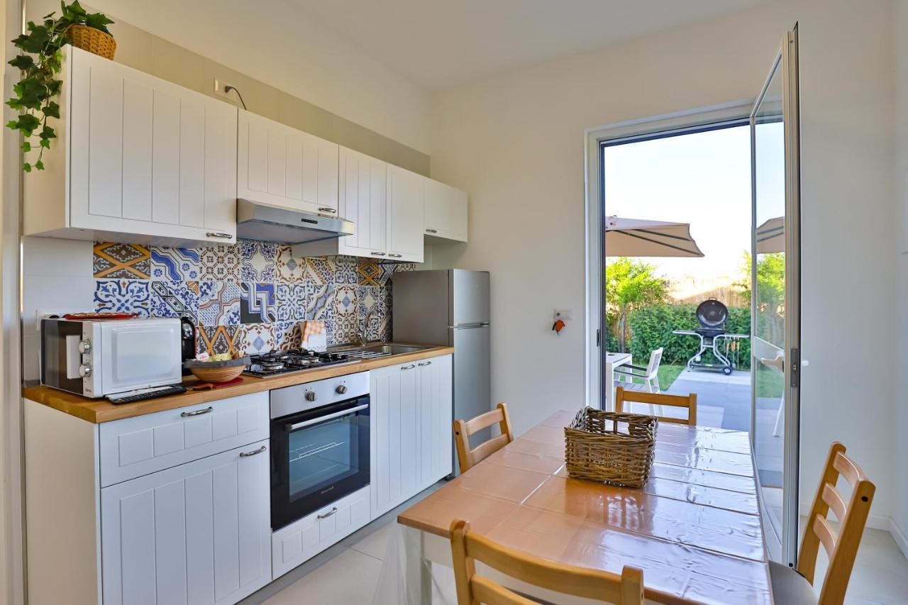 I Giardini Dell'Olimpo Apartment Paestum Bagian luar foto