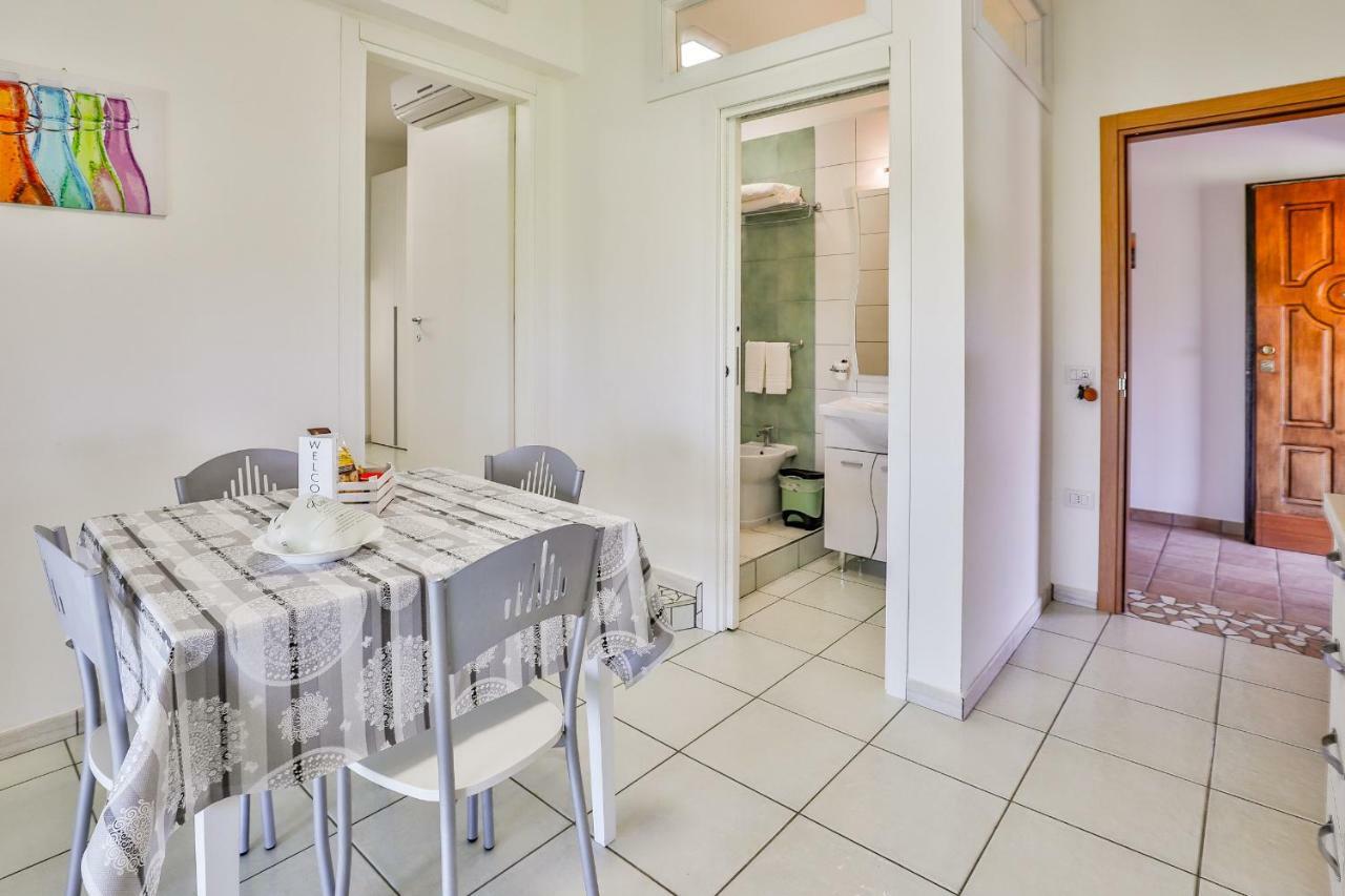 I Giardini Dell'Olimpo Apartment Paestum Bagian luar foto